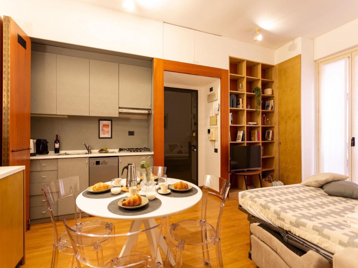 The Best Rent - Modern Apartment In The Center Milan Bagian luar foto