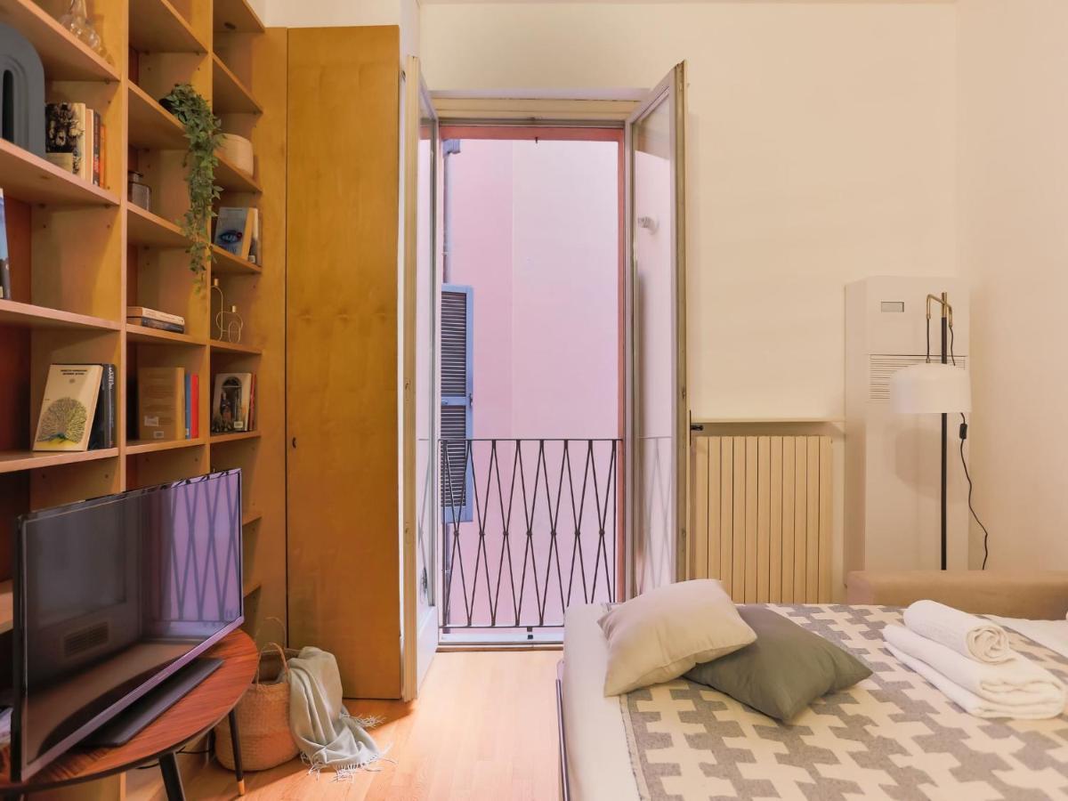 The Best Rent - Modern Apartment In The Center Milan Bagian luar foto